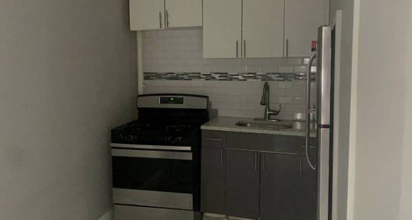 Listing photo 1 of 5