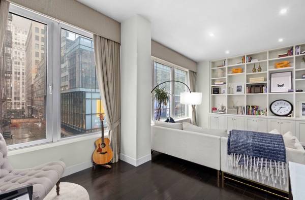 Listing photo 1 of 5