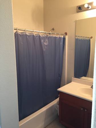 Listing photo 1 of 3