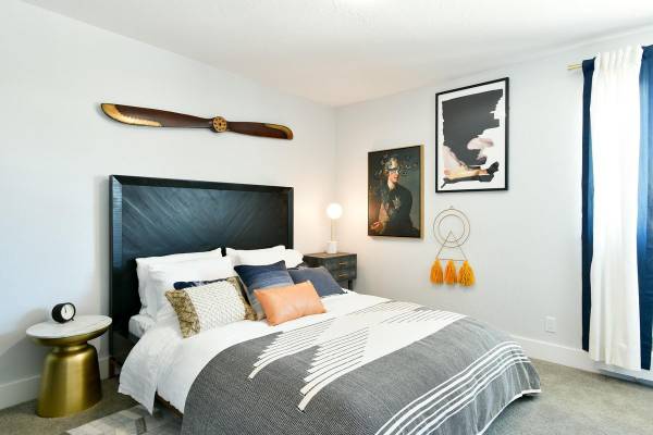 Listing photo 1 of 5