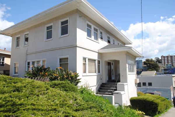 Listing photo 1 of 5