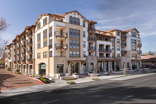 Listing photo 1 of 5