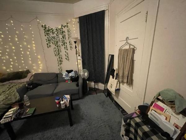 Listing photo 1 of 2