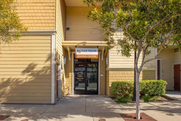 Listing photo 1 of 5