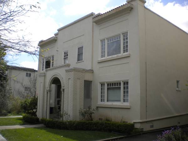 Listing photo 1 of 5