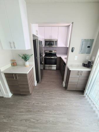 Listing photo 1 of 5