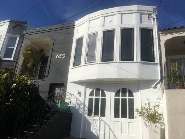 Listing photo 1 of 5