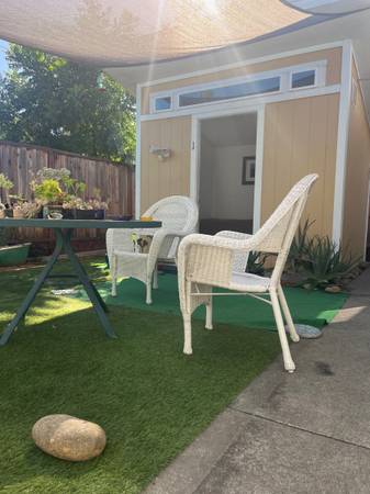 Listing photo 1 of 5