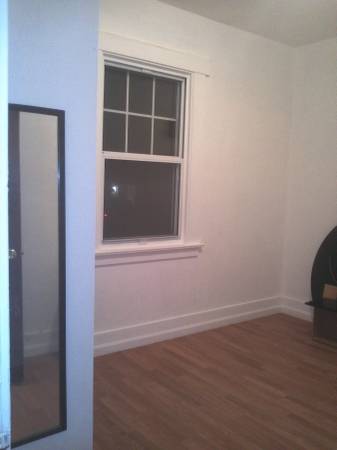 Listing photo 1 of 3