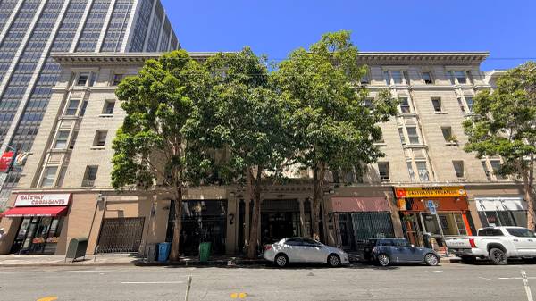 Listing photo 1 of 5