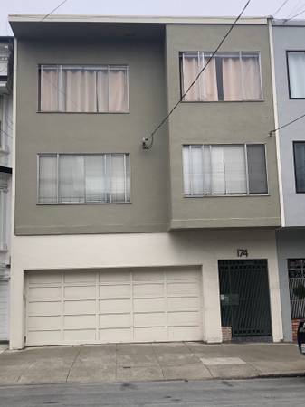 Listing photo 1 of 5