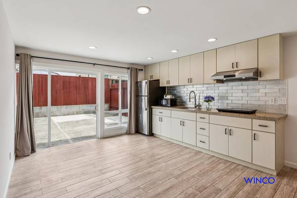 Listing photo 1 of 5