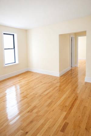 Listing photo 1 of 5