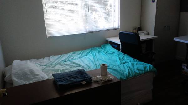 Listing photo 1 of 5