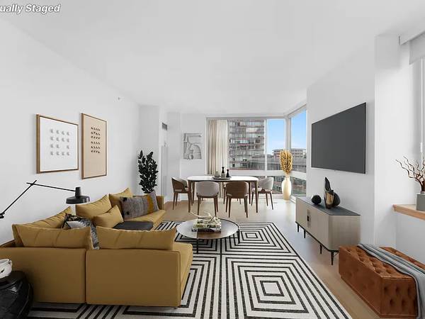 Listing photo 1 of 5