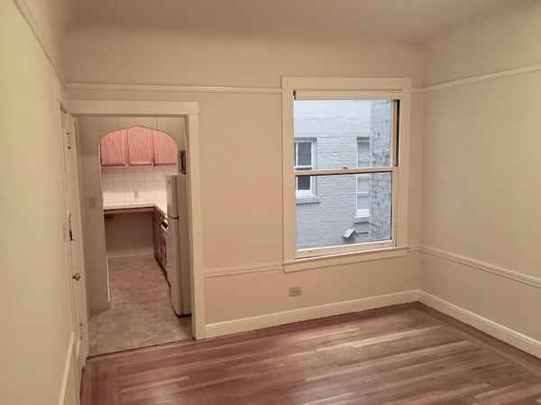 Listing photo 1 of 5