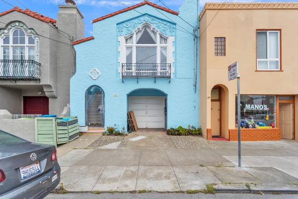 Listing photo 1 of 5