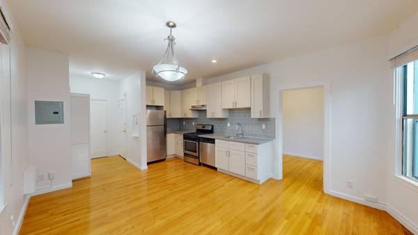 Listing photo 1 of 5