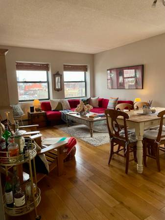 Listing photo 1 of 5