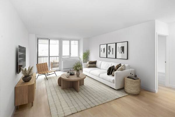 Listing photo 1 of 2