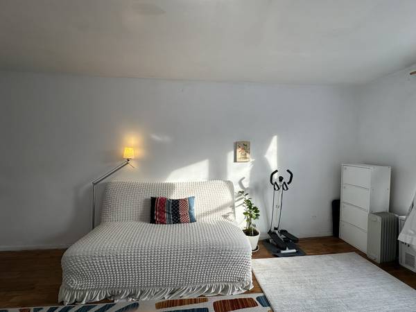 Listing photo 1 of 4