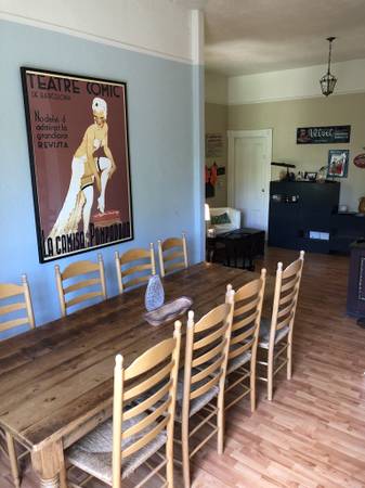 Listing photo 1 of 5