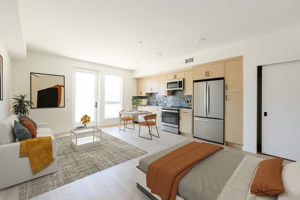 Listing photo 1 of 5