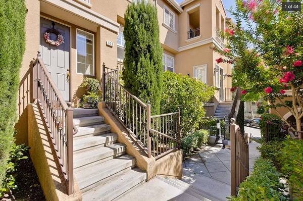 Listing photo 1 of 5