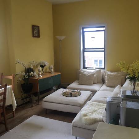 Listing photo 1 of 5