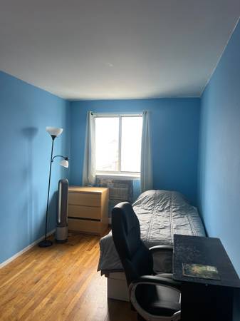 Listing photo 1 of 5