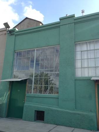 Listing photo 1 of 5