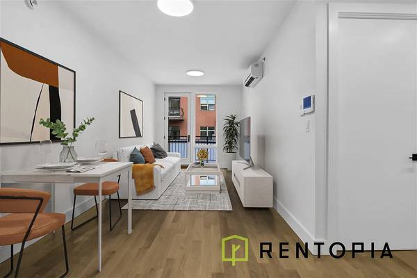 Listing photo 1 of 5