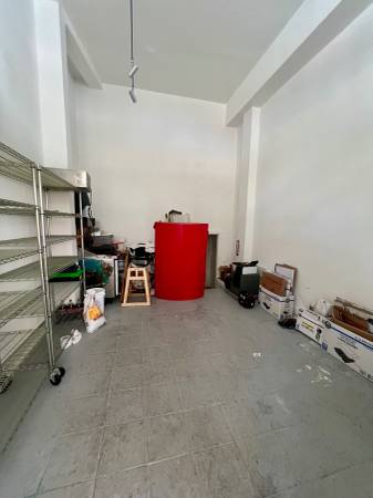 Listing photo 1 of 4