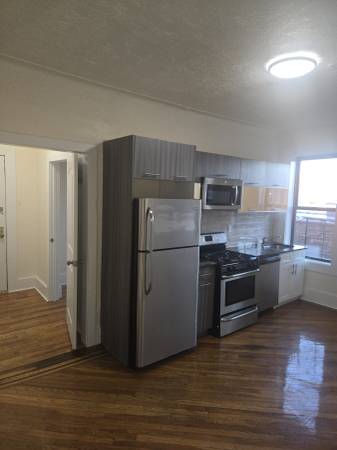 Listing photo 1 of 5