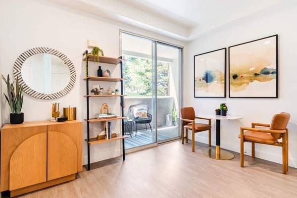 Listing photo 1 of 5