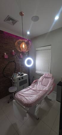 Listing photo 1 of 5