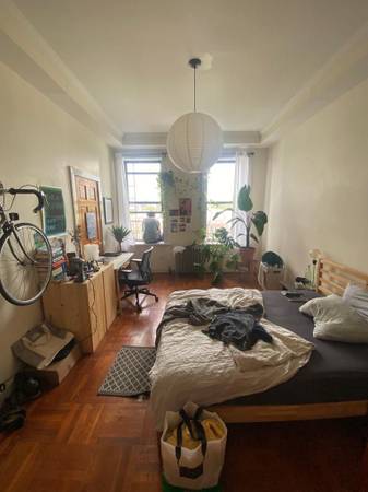 Listing photo 1 of 5