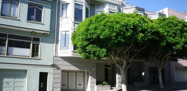 Listing photo 1 of 5
