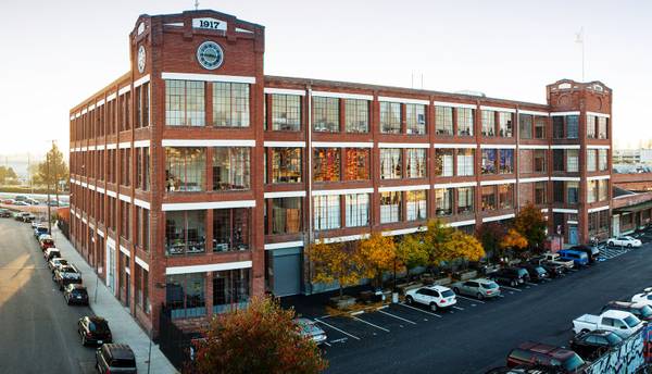 Listing photo 1 of 5