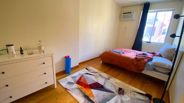 Listing photo 1 of 5