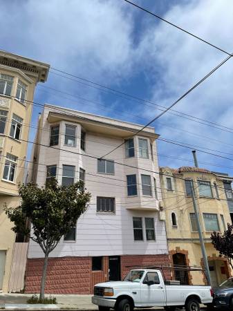 Listing photo 1 of 5