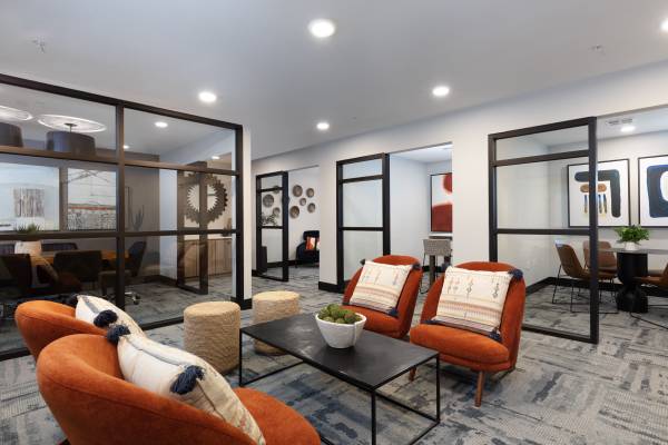 Listing photo 1 of 5