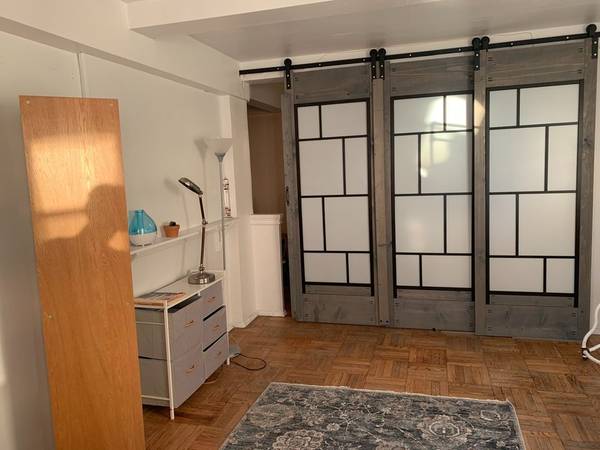 Listing photo 1 of 5