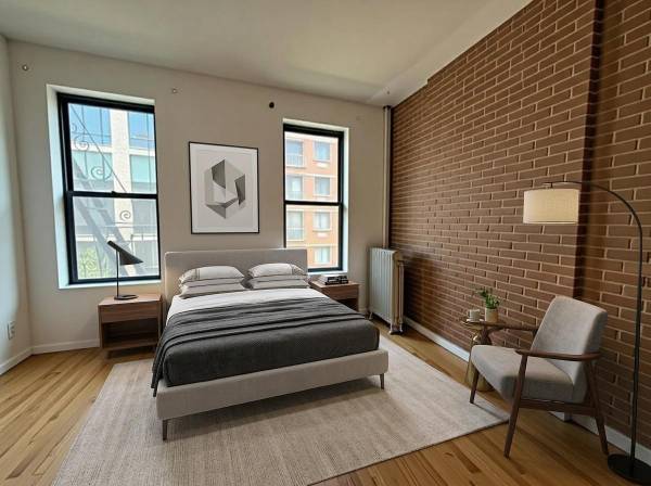 Listing photo 1 of 5