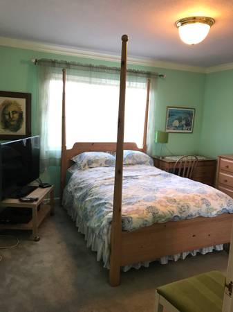 Listing photo 1 of 5