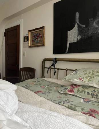 Listing photo 1 of 5