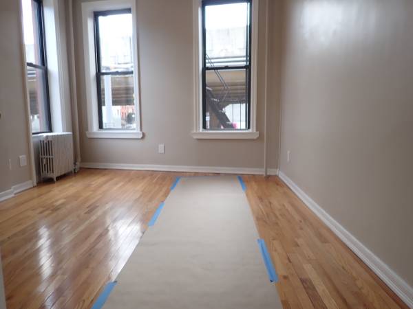 Listing photo 1 of 5