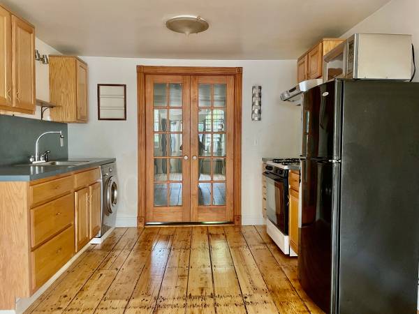 Listing photo 1 of 5