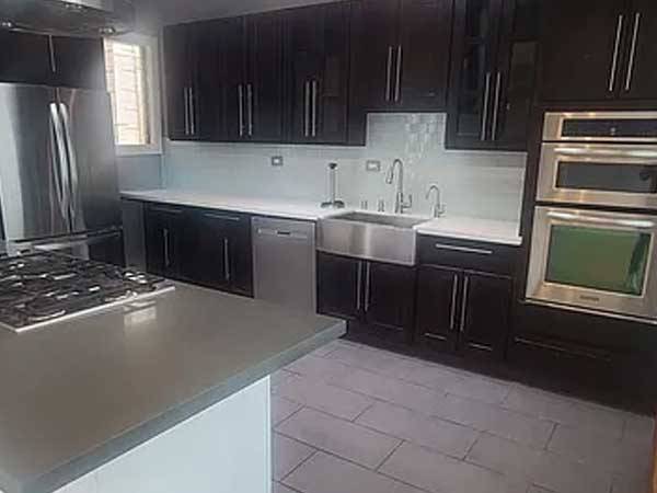 Listing photo 1 of 4