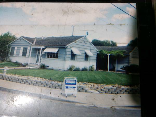 Listing photo 1 of 5